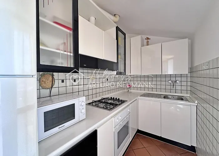 239 - Comoda Mansarda In Centro A Sirolo, Con Vista Mare - Posto Auto E Aria Condizionata Inclusi - White Club Omaggio Dal Lun Al Ven Fino Al 02-08 * Sirolo