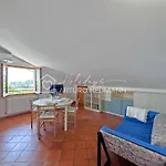 Apartment 239 - Comoda Mansarda In Centro A Sirolo, Con Vista Mare - Posto Auto E Aria Condizionata Inclusi - White Club Omaggio Dal Lun Al Ven Fino Al 02-08
